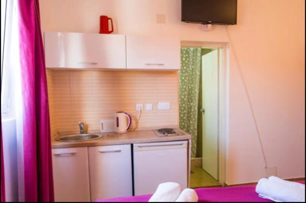 Apartments & Studios Tomanovic ブドヴァ エクステリア 写真