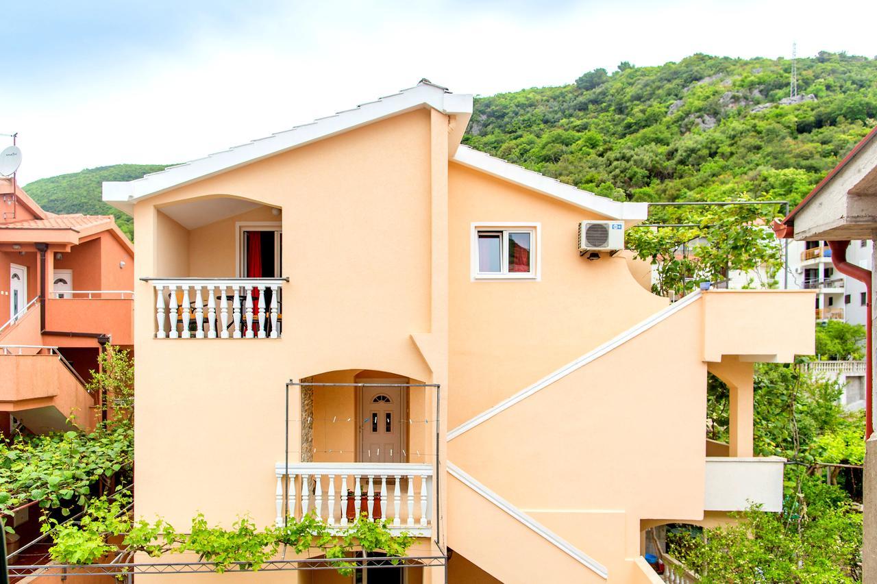 Apartments & Studios Tomanovic ブドヴァ エクステリア 写真